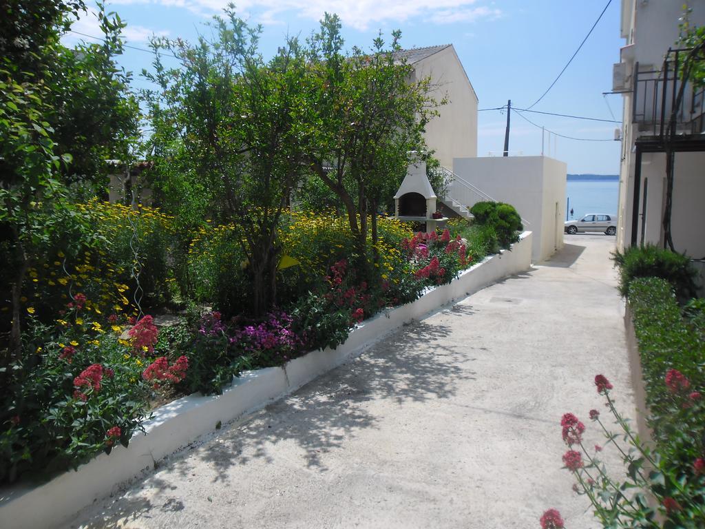 Apartments Krajici Kaštela Kültér fotó